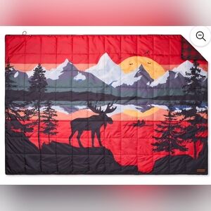 Brand New Canadiana Red Mountain Landscape Camp Blanket. Size 78 X54 Inch
